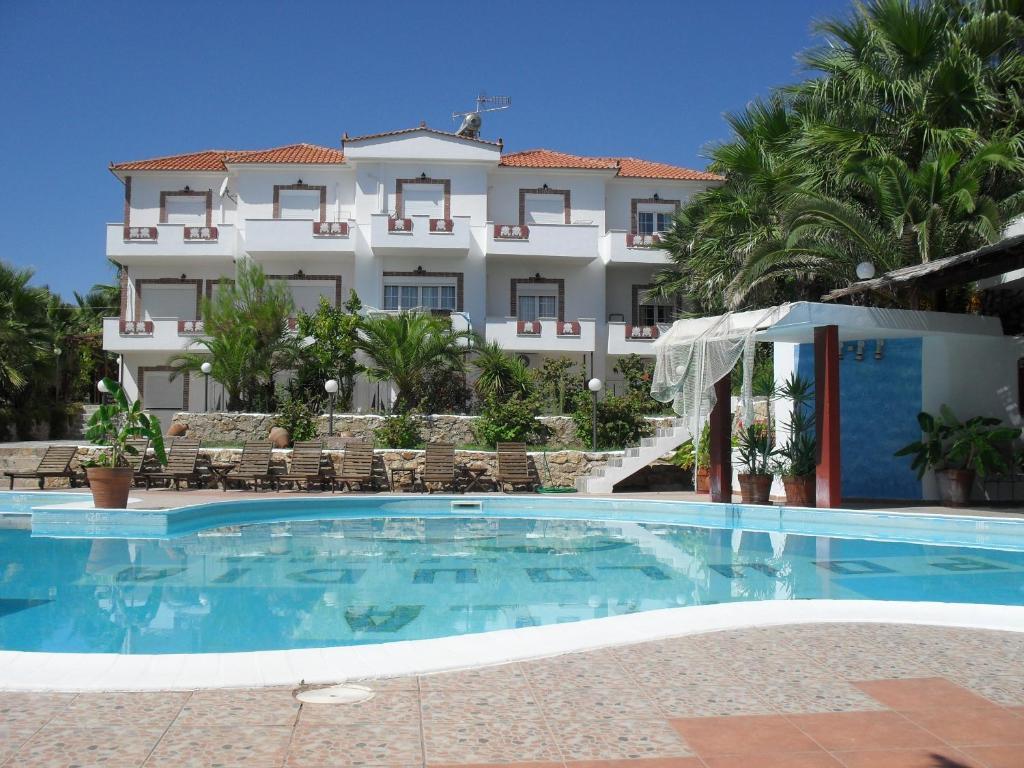 Villa Pouloudia Vatera Exterior photo