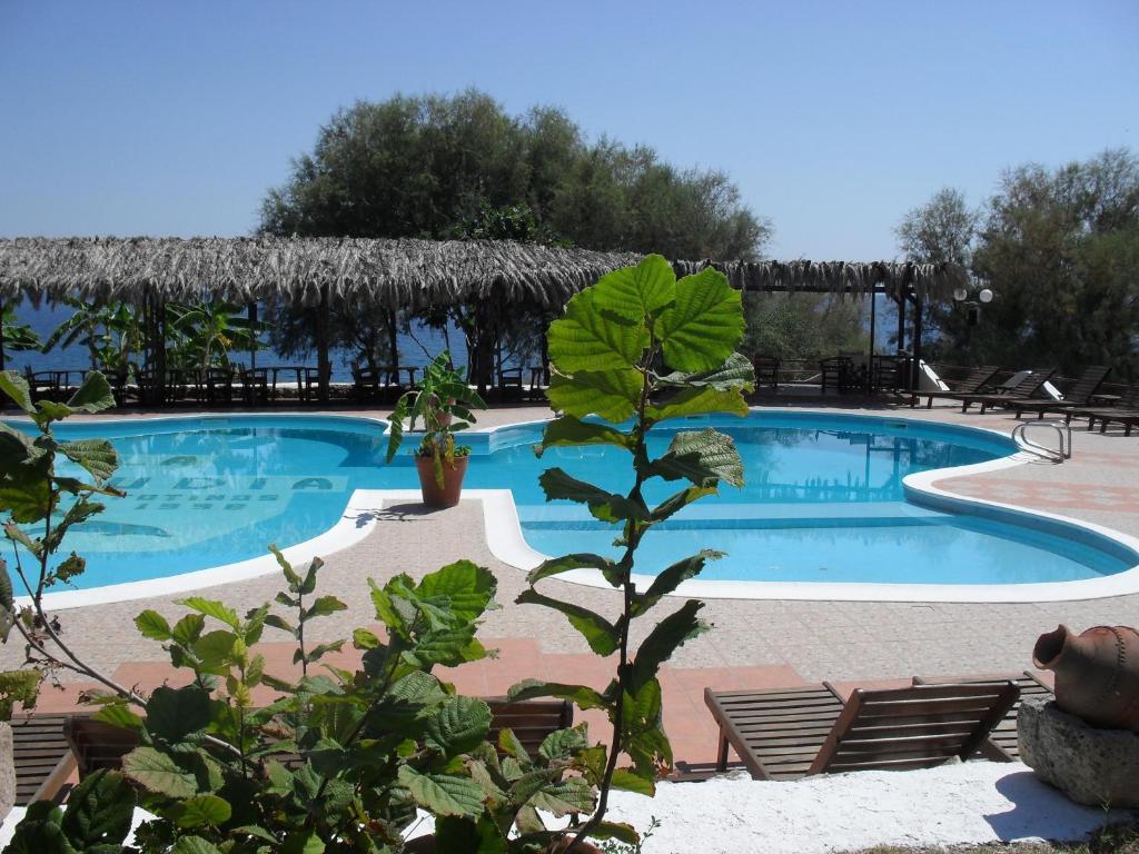 Villa Pouloudia Vatera Exterior photo